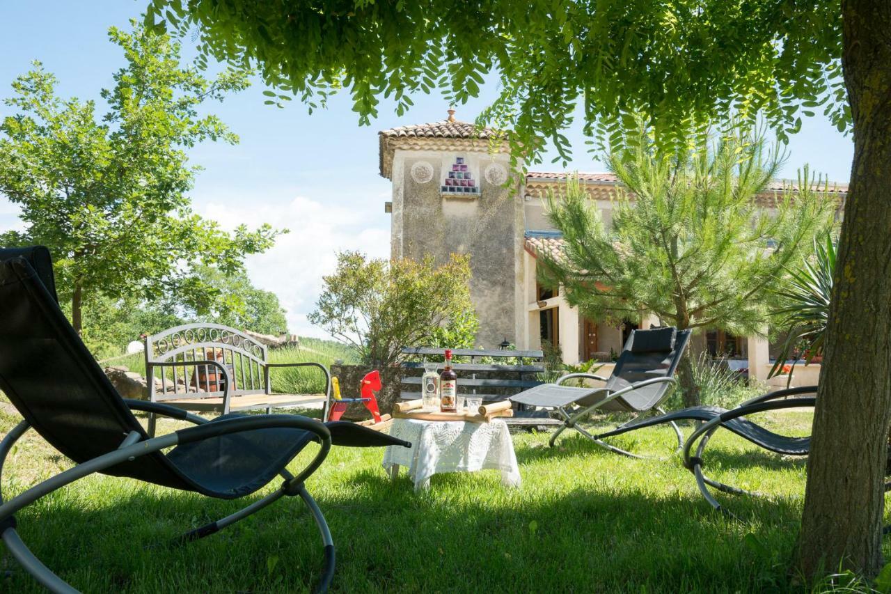 "Il Etait Une Soie..." Hotel Saint-Vincent-de-Barres Luaran gambar