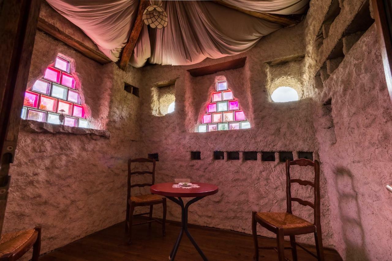"Il Etait Une Soie..." Hotel Saint-Vincent-de-Barres Luaran gambar